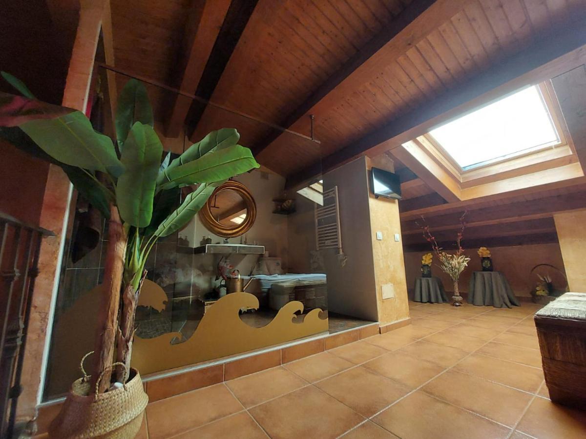 El Atico De Mijares Guest House Exterior photo