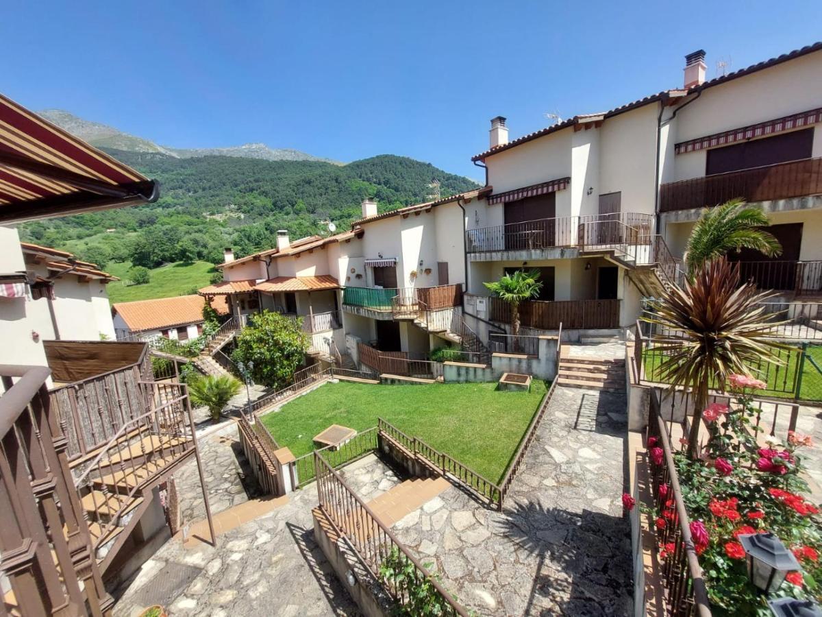 El Atico De Mijares Guest House Exterior photo