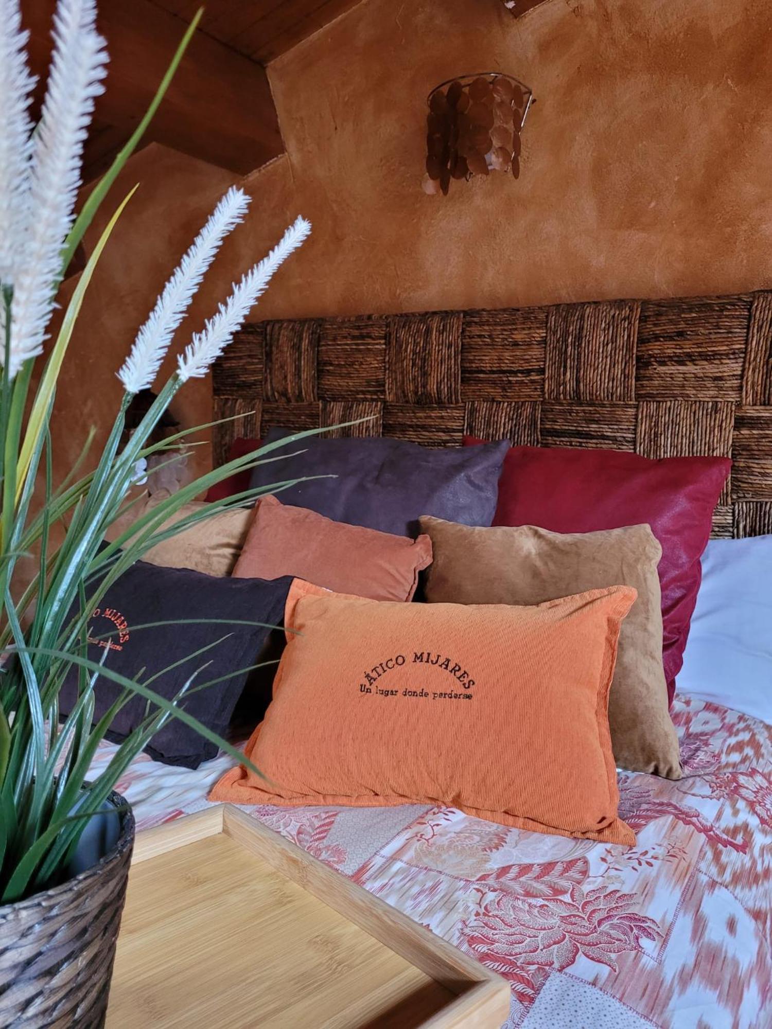 El Atico De Mijares Guest House Room photo